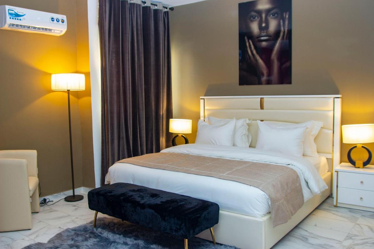Merina Hotel Yaoundé Dış mekan fotoğraf