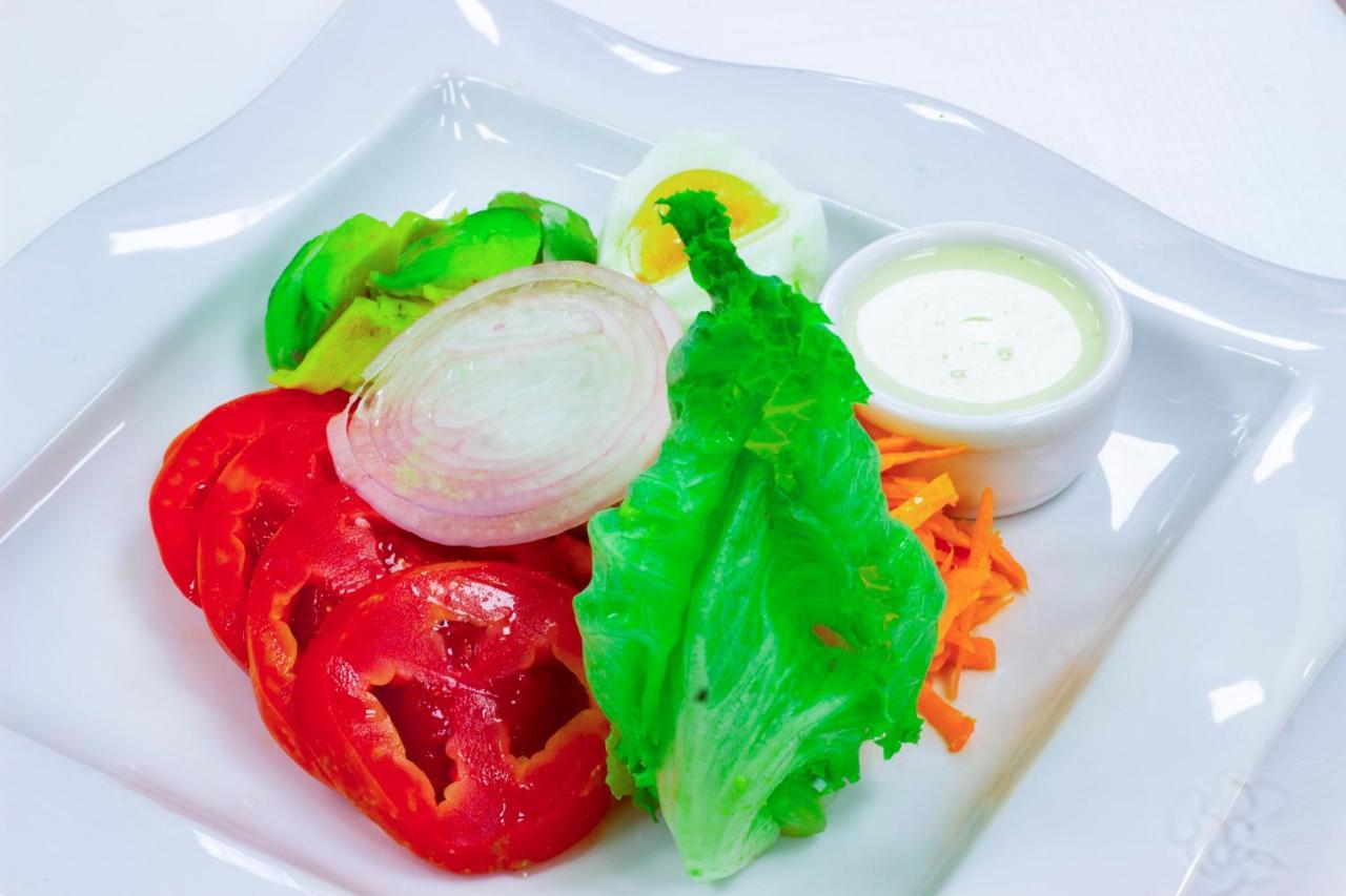Merina Hotel Yaoundé Dış mekan fotoğraf