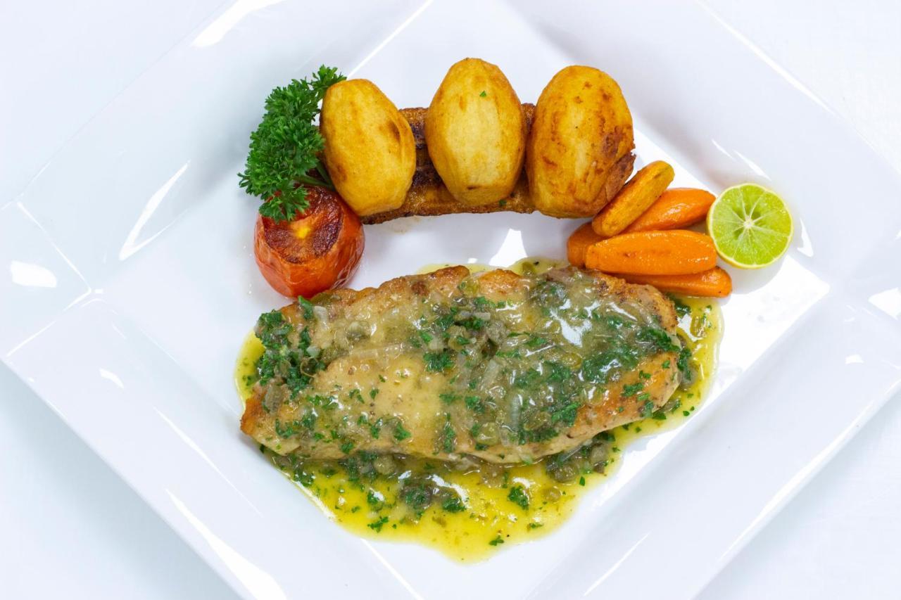 Merina Hotel Yaoundé Dış mekan fotoğraf