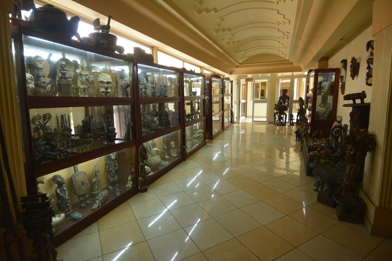 Merina Hotel Yaoundé Dış mekan fotoğraf