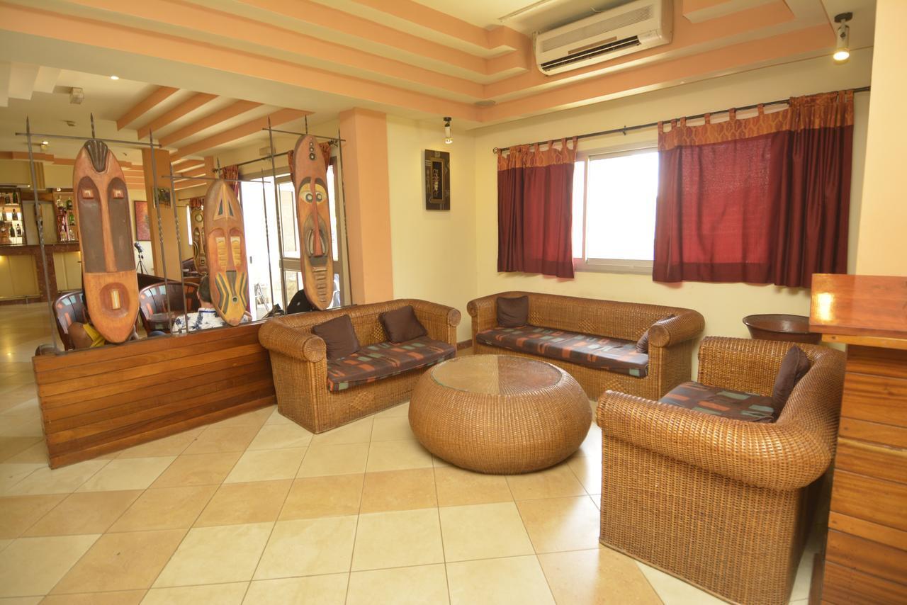 Merina Hotel Yaoundé Dış mekan fotoğraf
