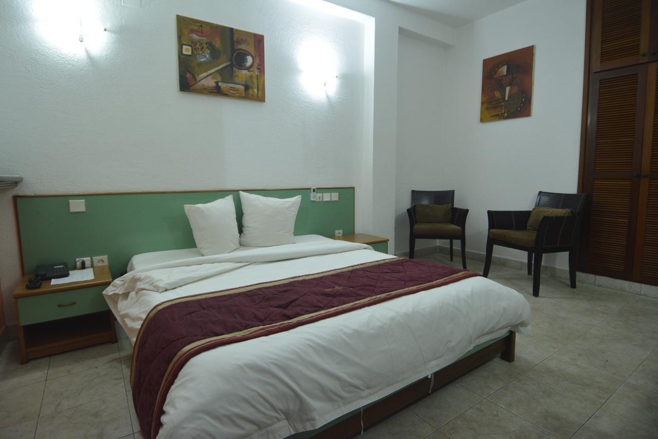 Merina Hotel Yaoundé Dış mekan fotoğraf