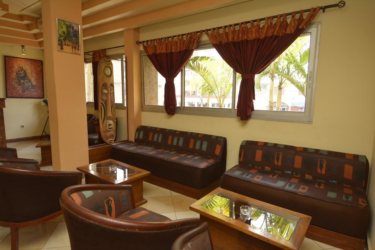 Merina Hotel Yaoundé Dış mekan fotoğraf